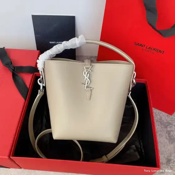 Tony Luxuries 37  YSL BAG-17*20*13CM LE SMALL 0605
